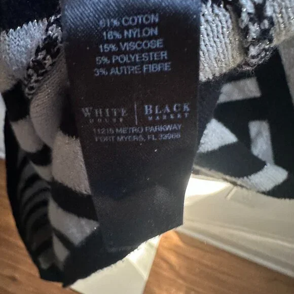 White House Black Market Women's Black White w/Gold Shimmer Cowl Sweater Sz M - Picture 2 of 7